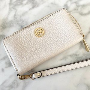 Michael Kors Clutch